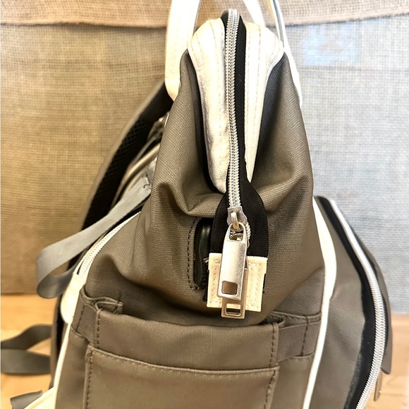 Sleepy Panda - Lizzie Canvas Diaper Bag - Backpack - Picture 3 of 9